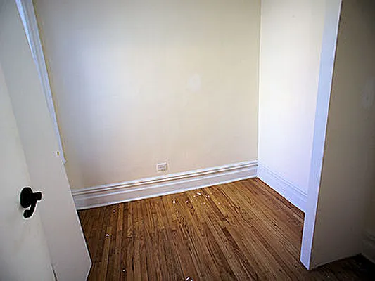 Rented by Waverly Realty Associates | media 7