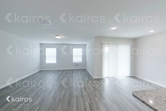 21624 Yosemite Blvd — Photo 3