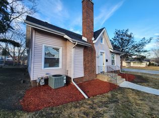 2142 121st St, Blue Island, IL 60406