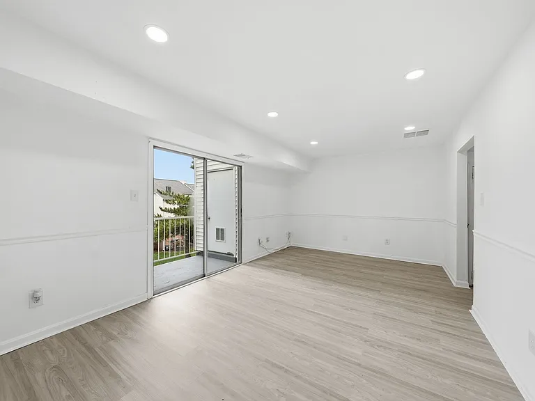 14455 Turin Ln — Photo 26