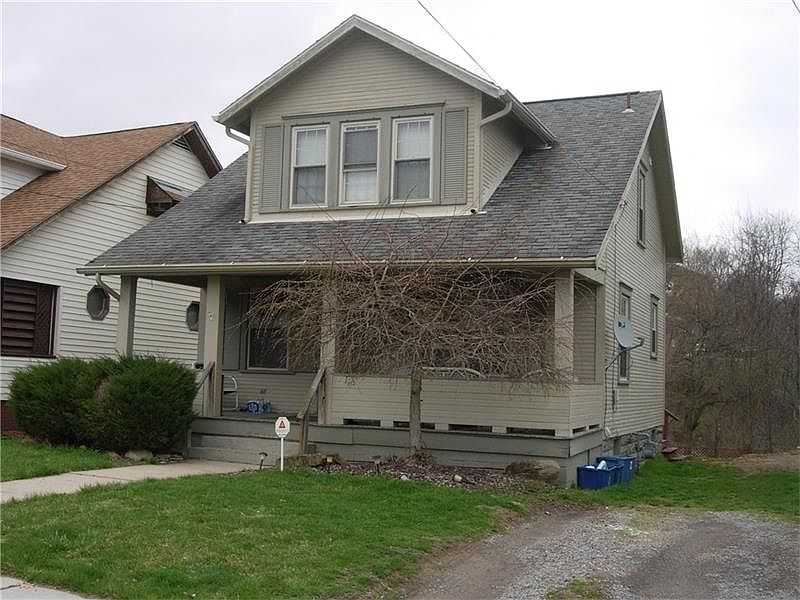 2nd image of 517 Smiley St