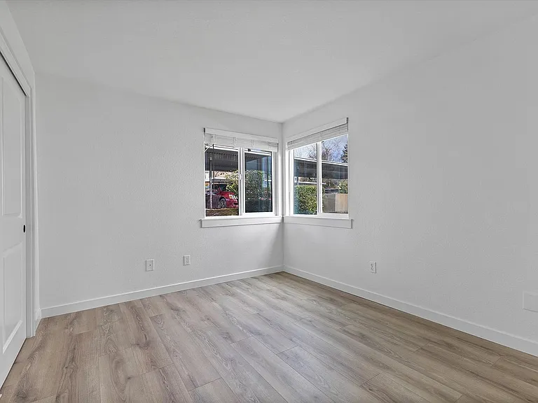CEDAR MILL VILLAGE APARTMENTS — Photo 3