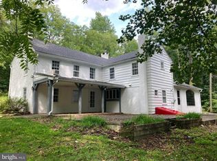 2117 Gallows Hill Rd, Kintnersville, PA 18930