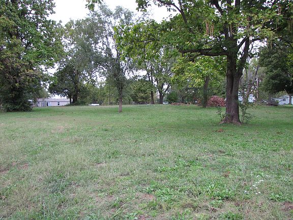 2nd image of 000 N Traller Street