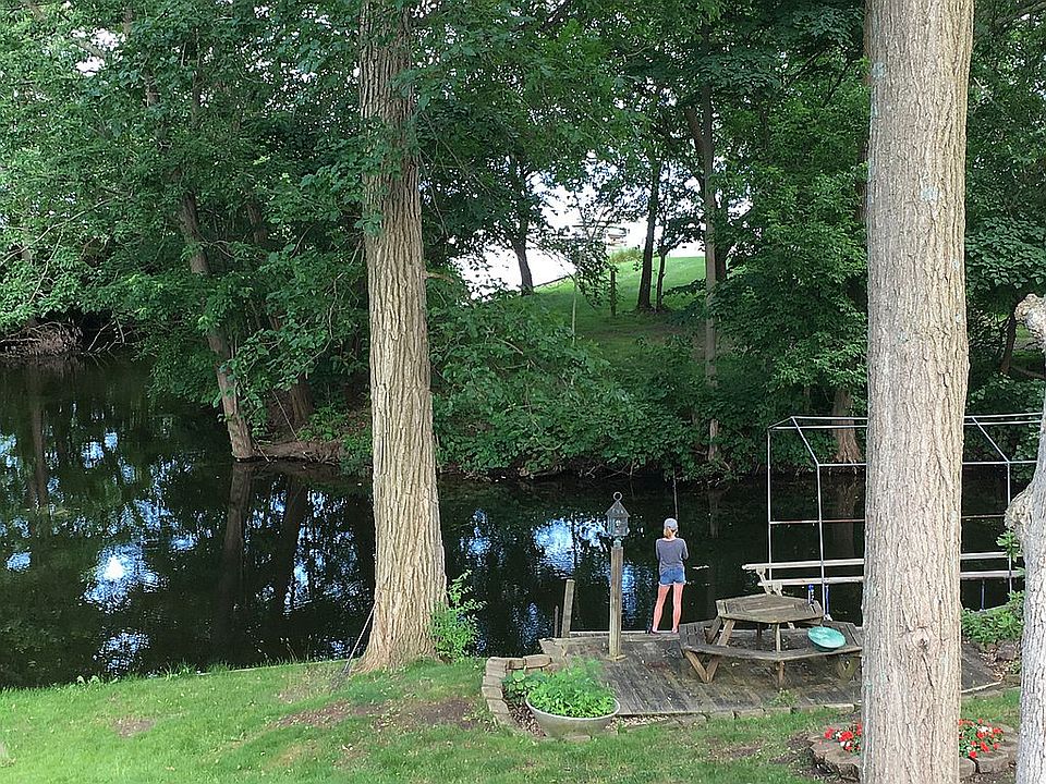 1st image of 11735 Eriksen Dr