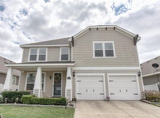 9000 Cranston Ct, Aubrey, TX 76227