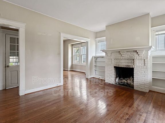4th image of 70 Park Ave