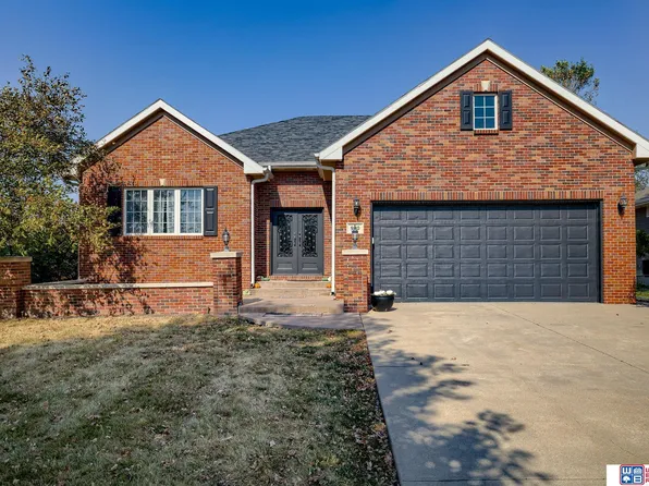 9110 Merryvale Dr, Lincoln, NE 68526