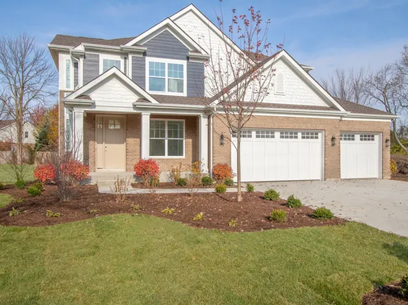 3319 Arbor Ln, Crystal Lake, IL 60012