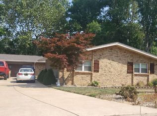630 Lakewood Dr, Lake Saint Louis, MO