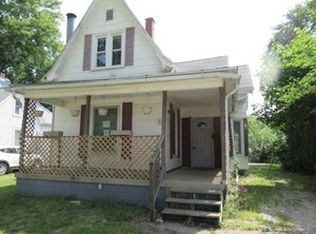 418 N Mulberry St, Clinton, IL 61727