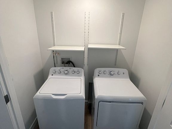 3rd image of 3718 W 930 N Room 2