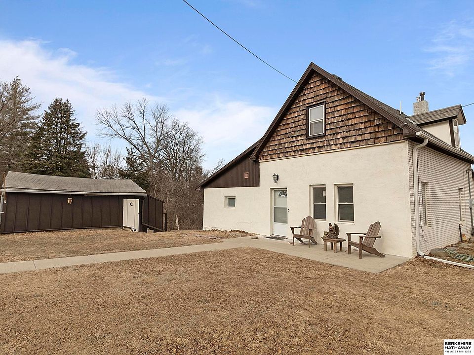 1st image of 1102 Avenue B