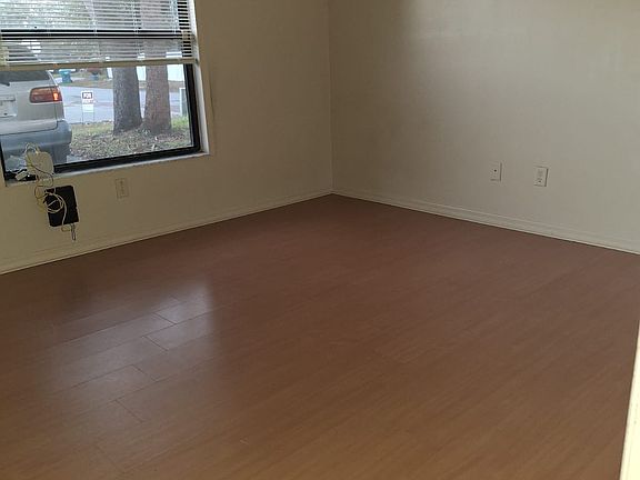 5th image of 155 N Credo St