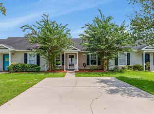 305 Reagan Dr, Summerville, SC 29486