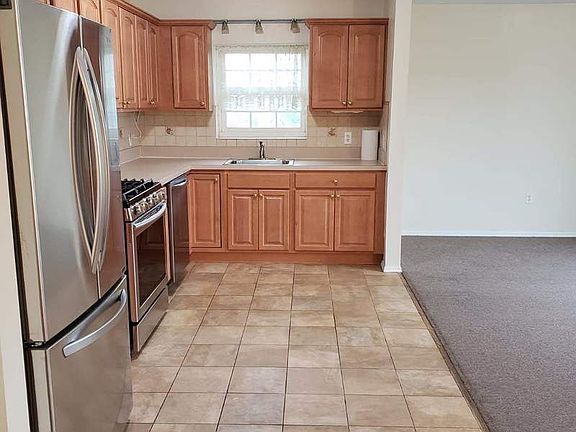 3rd image of 5011 30th Ave #3