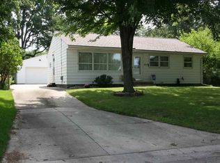 2729 Randolph St, Waterloo, IA 50702