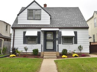 4555 N 60th St, Milwaukee, WI 53218