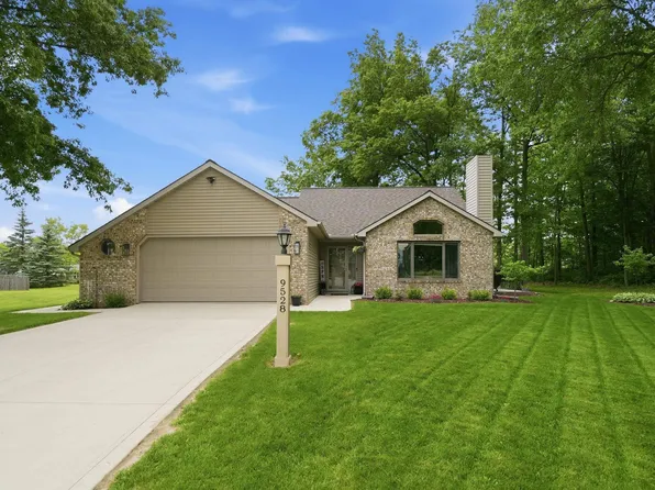 9528 Robin Meadow Pl, Fort Wayne, IN 46835