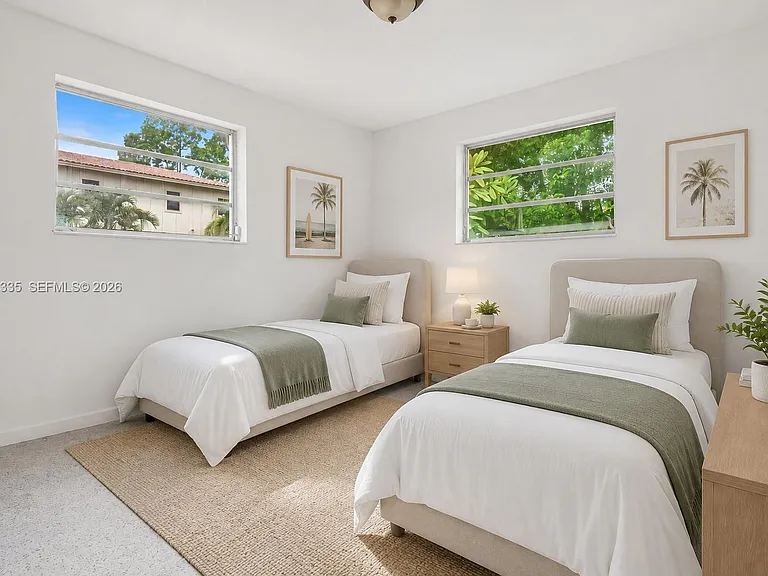 17355 NE 7th Ave — Photo 6