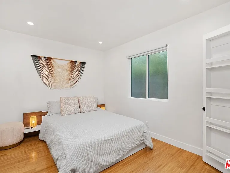 621 Rose Ave #B — Photo 13