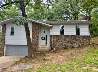1107 N 21st St, Van Buren, AR 72956