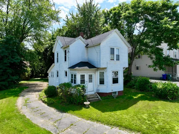 153 Russell St, Hadley, MA 01035
