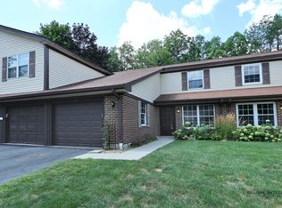 54 Linden Ct, Cary, IL 60013