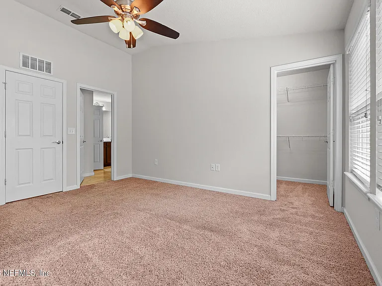 6791 Roundleaf Dr — Photo 19