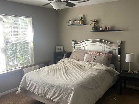 4th image of 2221 F Locksley Woods Dr