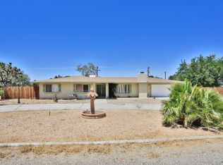 13418 Seminole Rd, Apple Valley, CA 92308