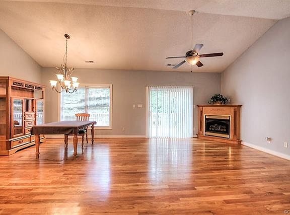5th image of 4200 Village Woods Ln