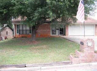 1227 Chad St, Longview, TX 75604