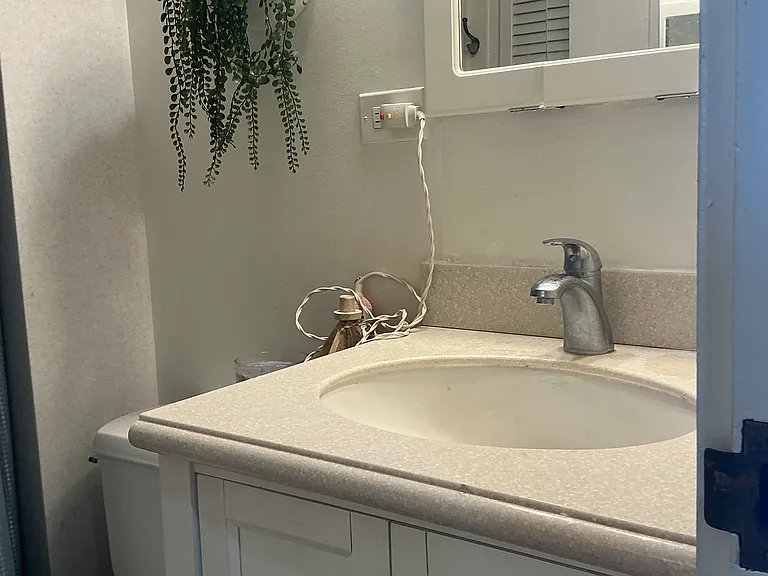 1212 Punahou St #3607 — Photo 9