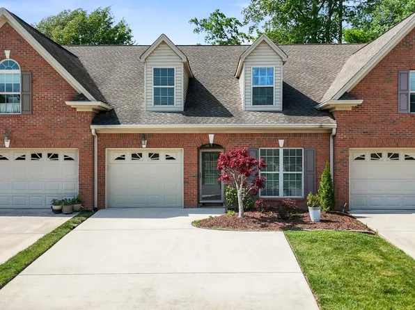 7699 Lenox Trace Dr, Hixson, TN 37343