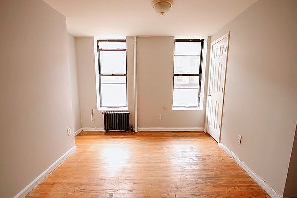 1st image of 514 E 5th St APT 9