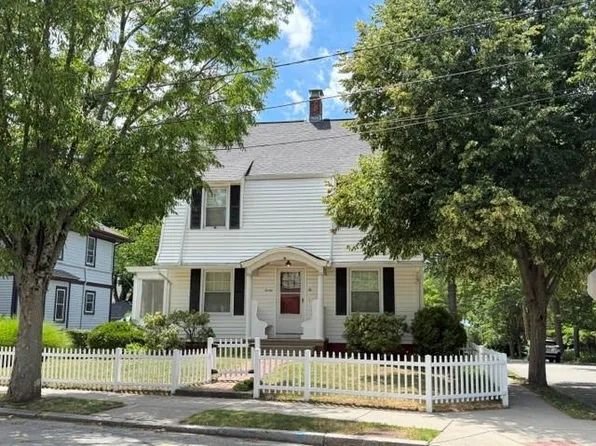 20 Summit Ave, Providence, RI 02906
