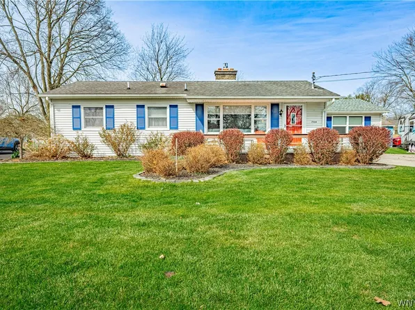 3564 Curtis Ave, Ransomville, NY 14131