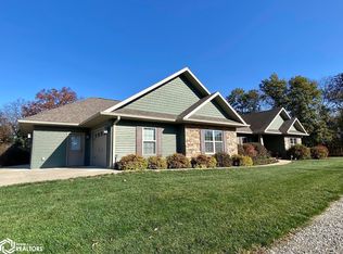 2529 Bass Dr, New London, IA 52645