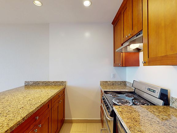 2nd image of 653A Kansas St #502