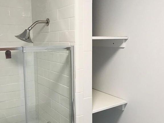 4th image of 358 N Lincoln St APT 2