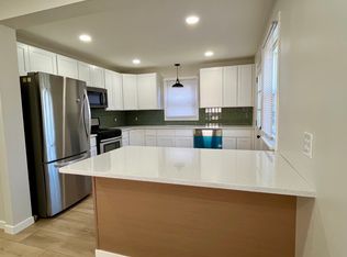 250 Mosley Rd, Rochester, NY 14616