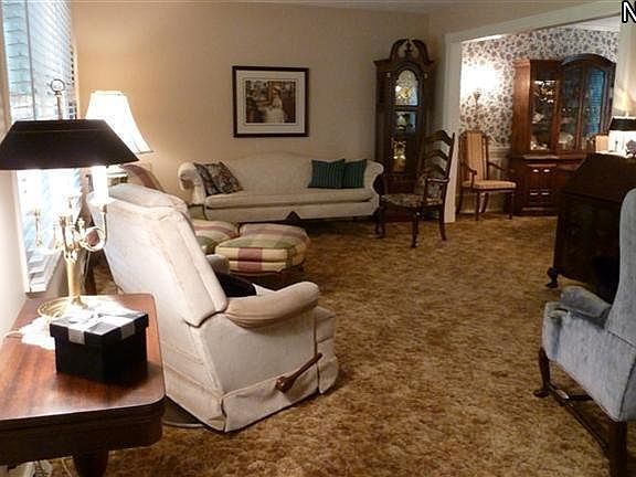 3rd image of 8822 Arrowood Ct