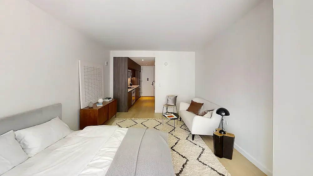 525 West 52nd Street — Photo 2