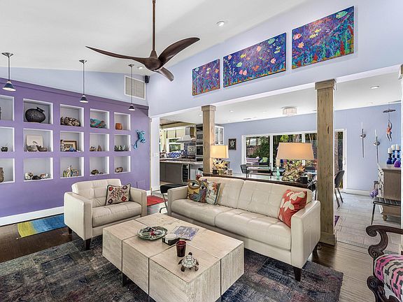 4th image of 742 PARK Drive W