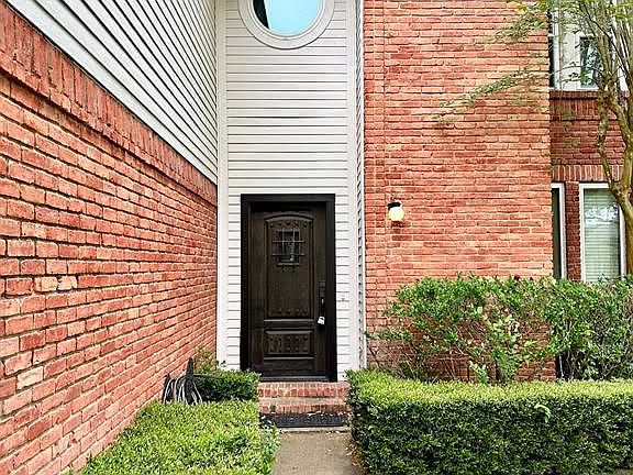 2nd image of 4842 Green Trail Dr
