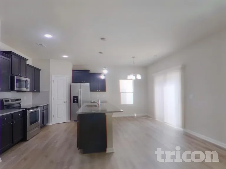 201 Spring Knoll Dr — Photo 4