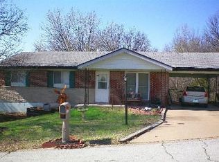 6 Ivy Ln, Festus, MO 63028