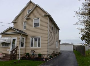 28 Grant St, Depew, NY 14043