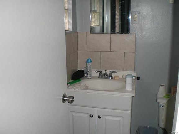 5th image of 325 Eichelberger St